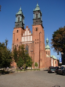 katedra-poznan.jpg